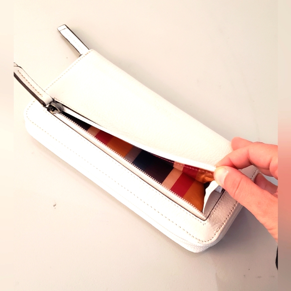 Leather Wallet - Picture 4 of 9